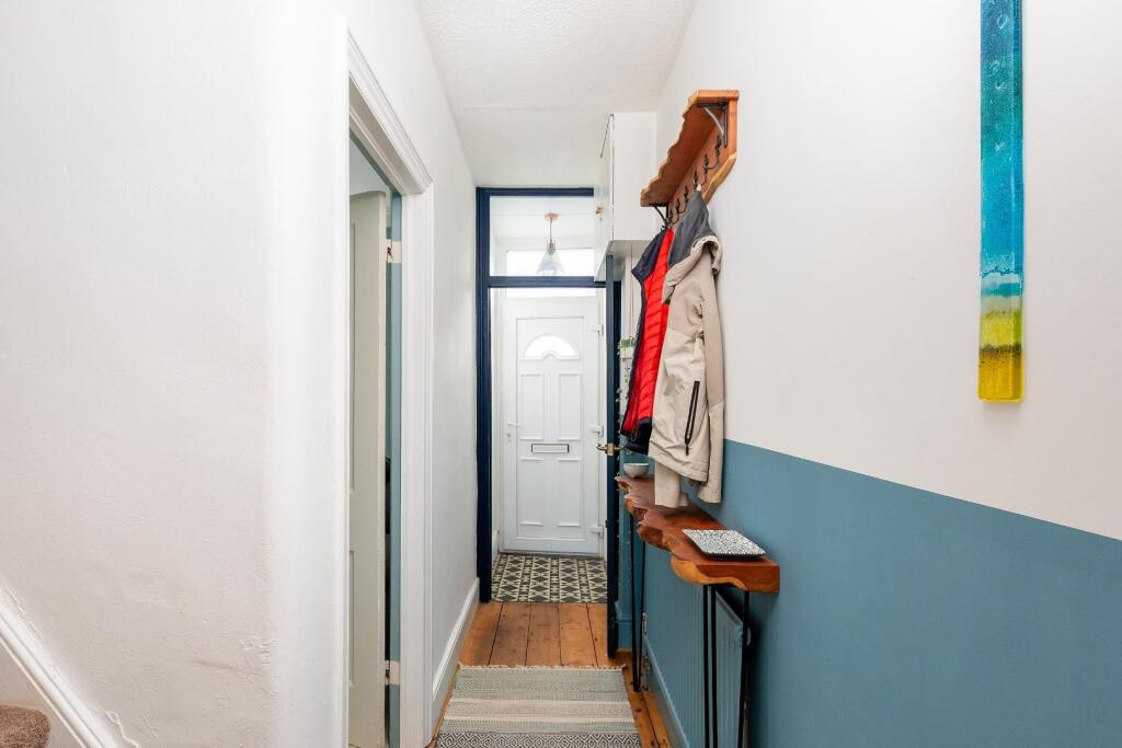 3L7CRSA - Hallway B.jpg