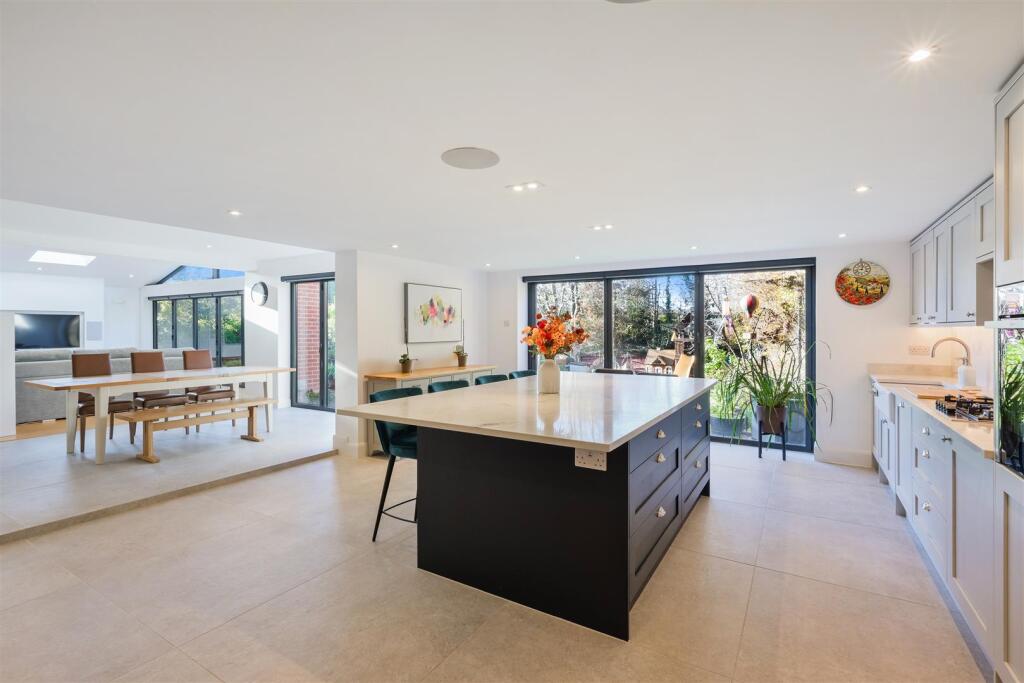 HEATH DRIVE, 20  (29).jpg