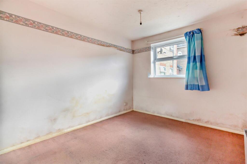 8656088-interior05-800.jpg