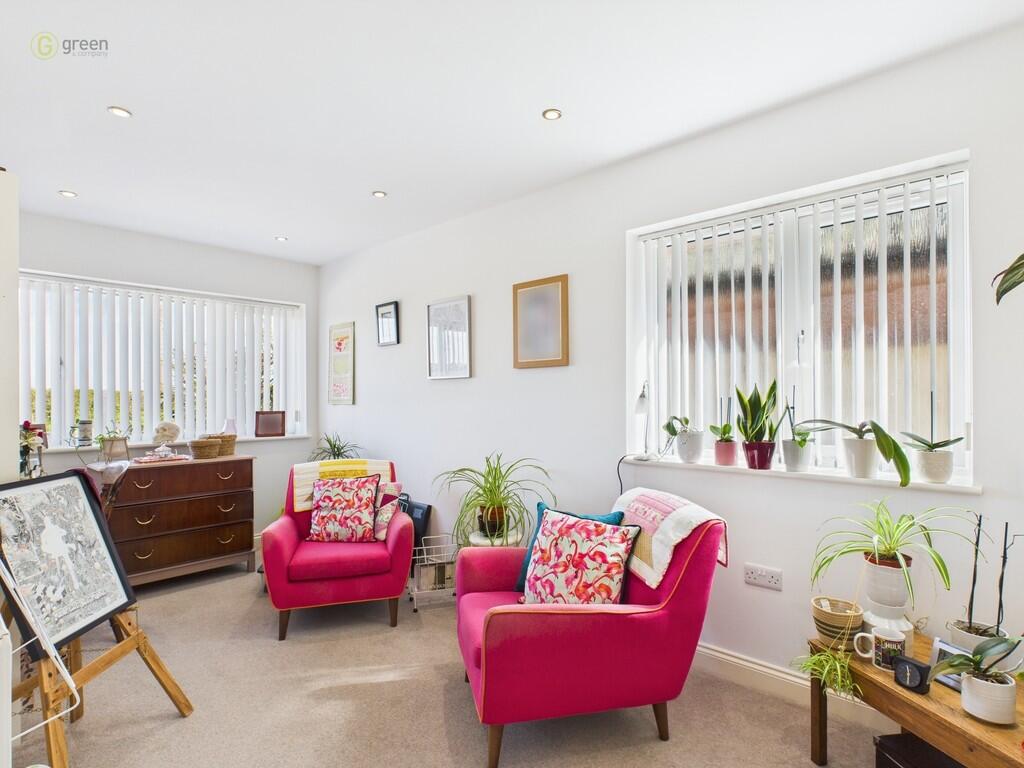 CAM03830G0-PR0131...