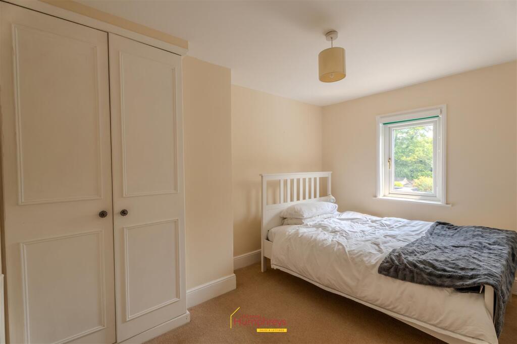 9 Greenhill Close-06.jpg