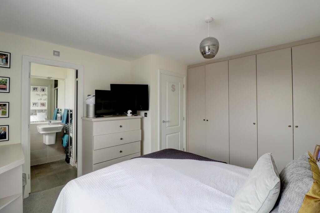 Bedroom 1.3