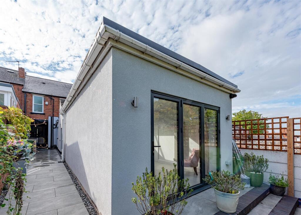 21 Zoar Street-External.jpg