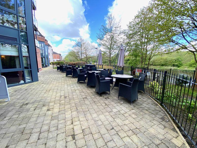 Riverside Terrace 
