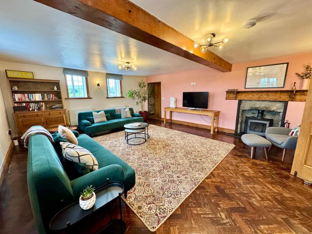 PHOTO-2025-09-05-07-36-53 (19).jpg