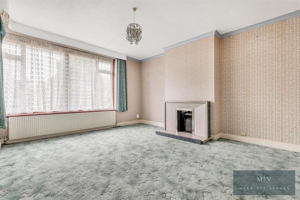 Crest Road 19 MV-1.jpg