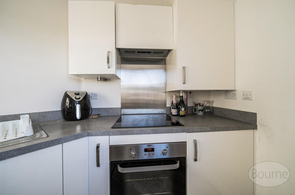 95943921-1592-4da...