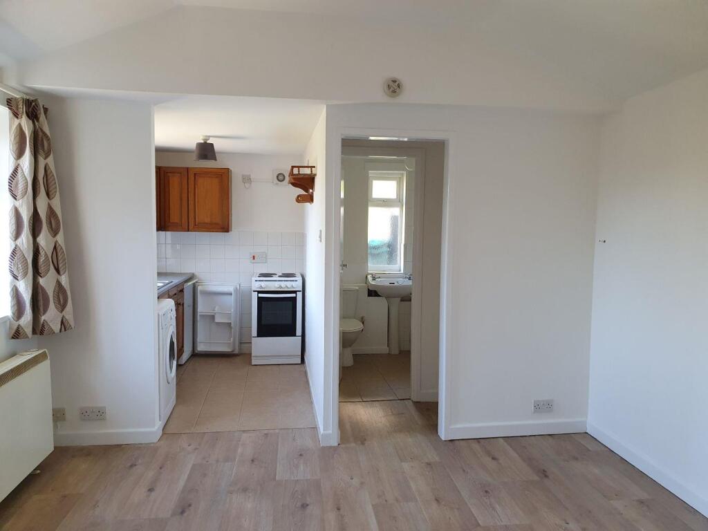 Kitchen bathroom.jpg