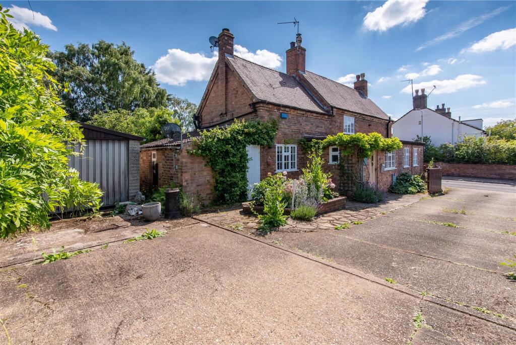 5 Scrimshire Lane-Hi-11.jpg