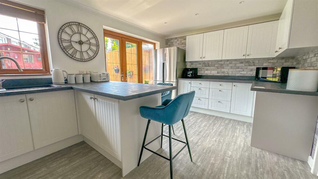 Alderbrook Drive - Image-4.jpg