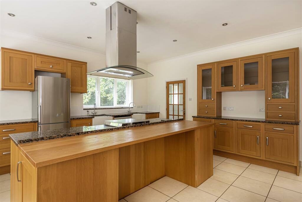 Kitchen.jpg