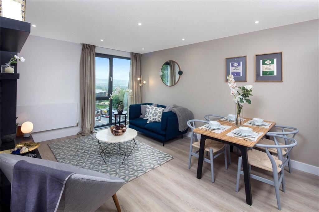 Show Apartment