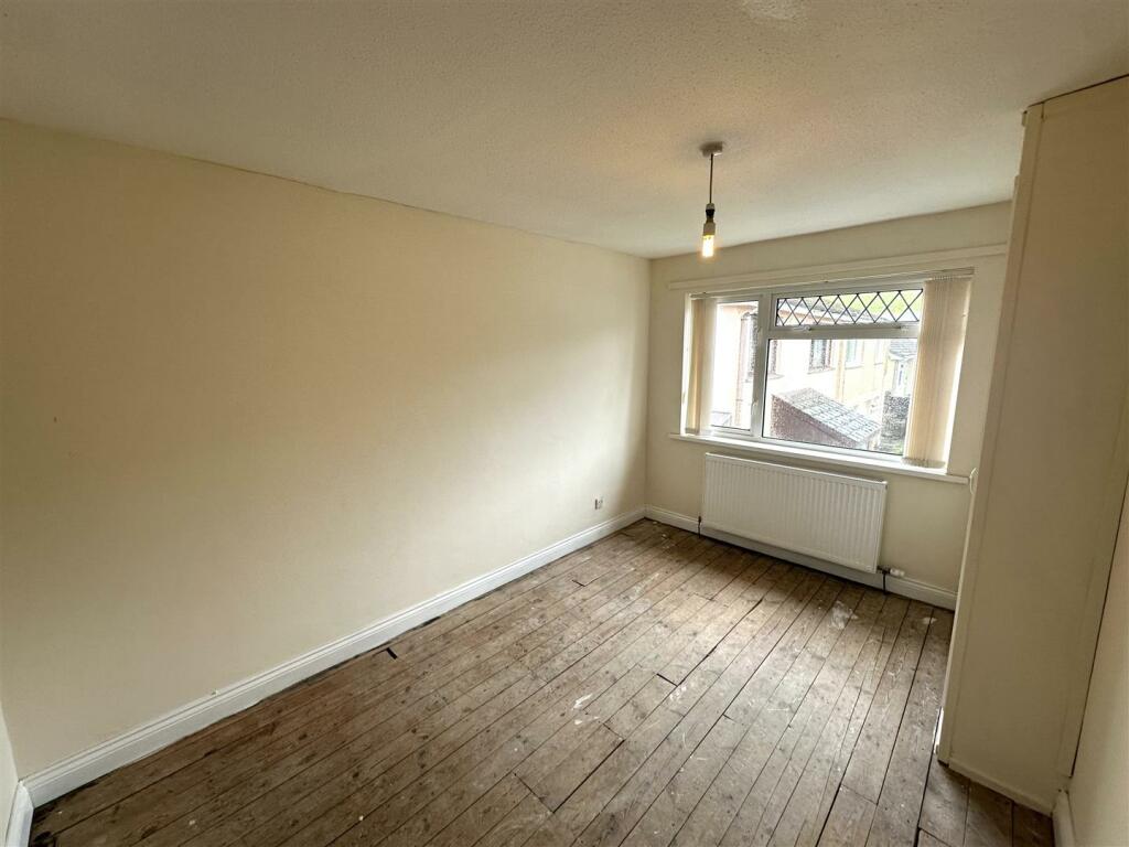 Front double bedroom