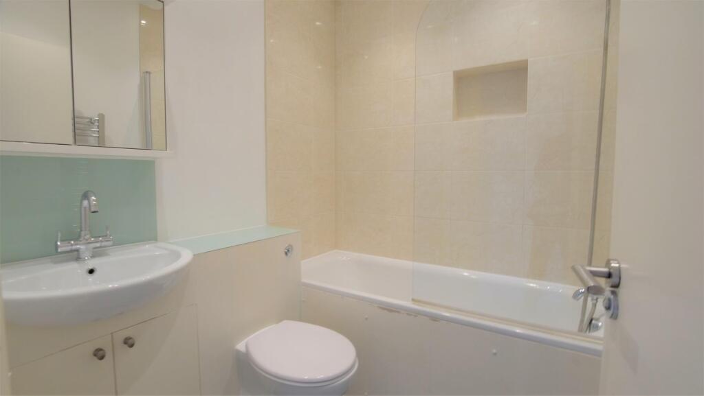 Toilet .jpg