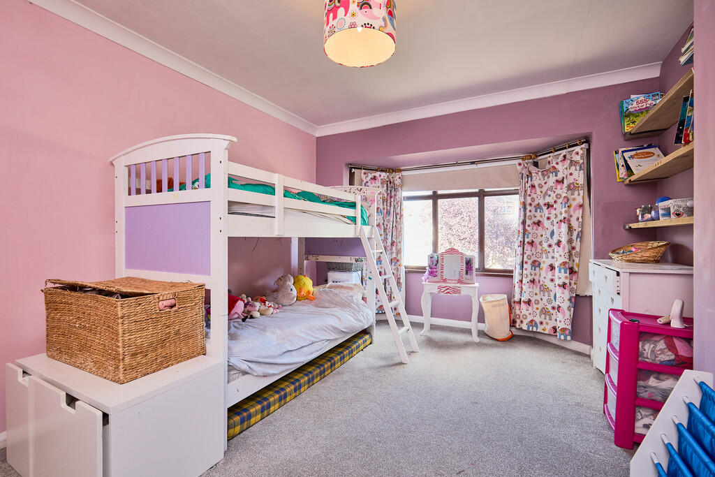 Edward Knight 202...