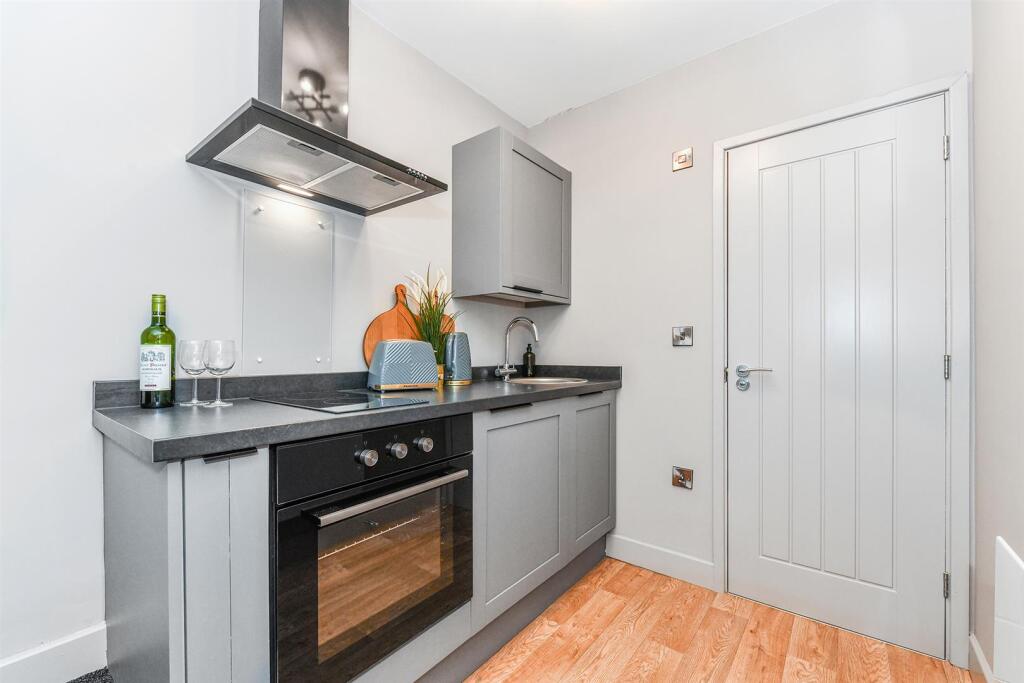 44carltonst-29.jpg
