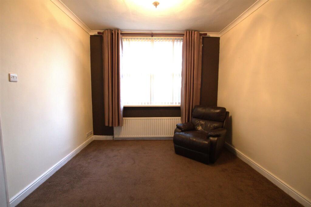 Dining Room.jpg
