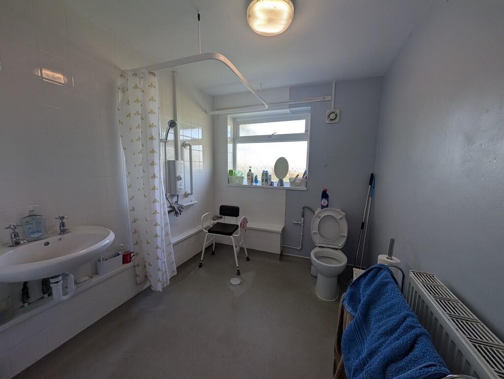 PXL_20251024_1107...