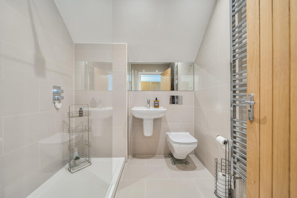 Ensuite Shower Room