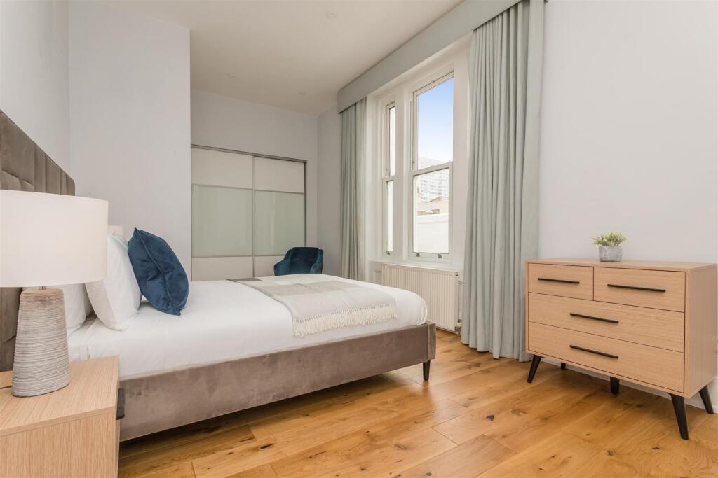 1, 142 Western Rd new4.jpg