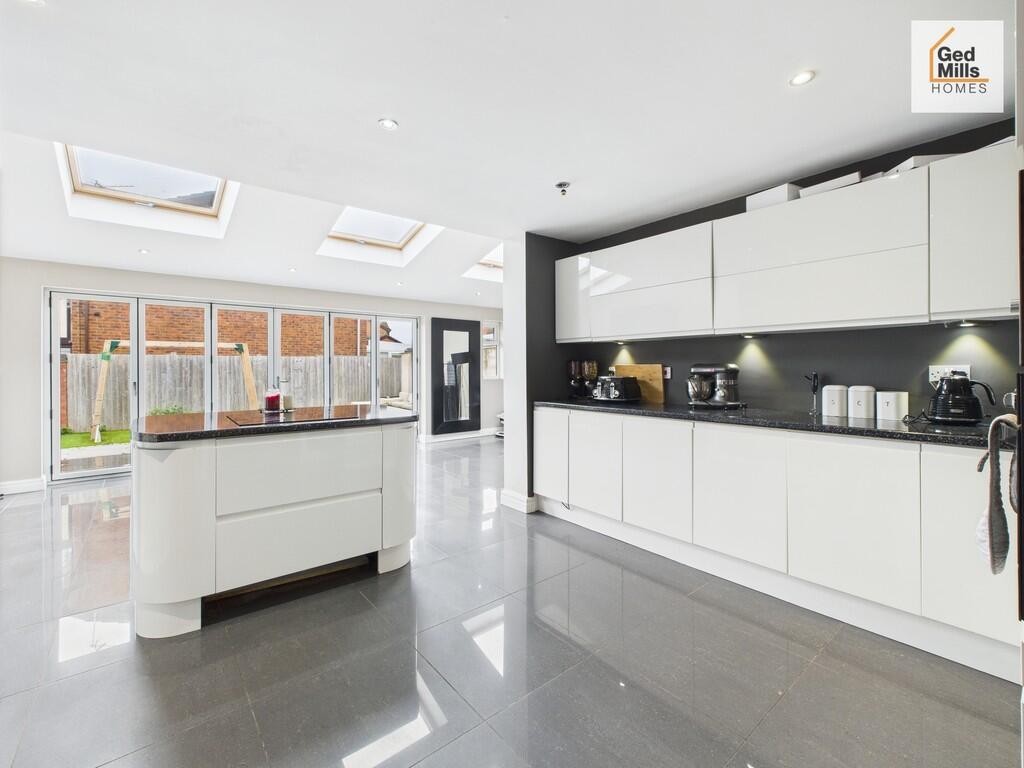 CAM04261G0-PR0069...