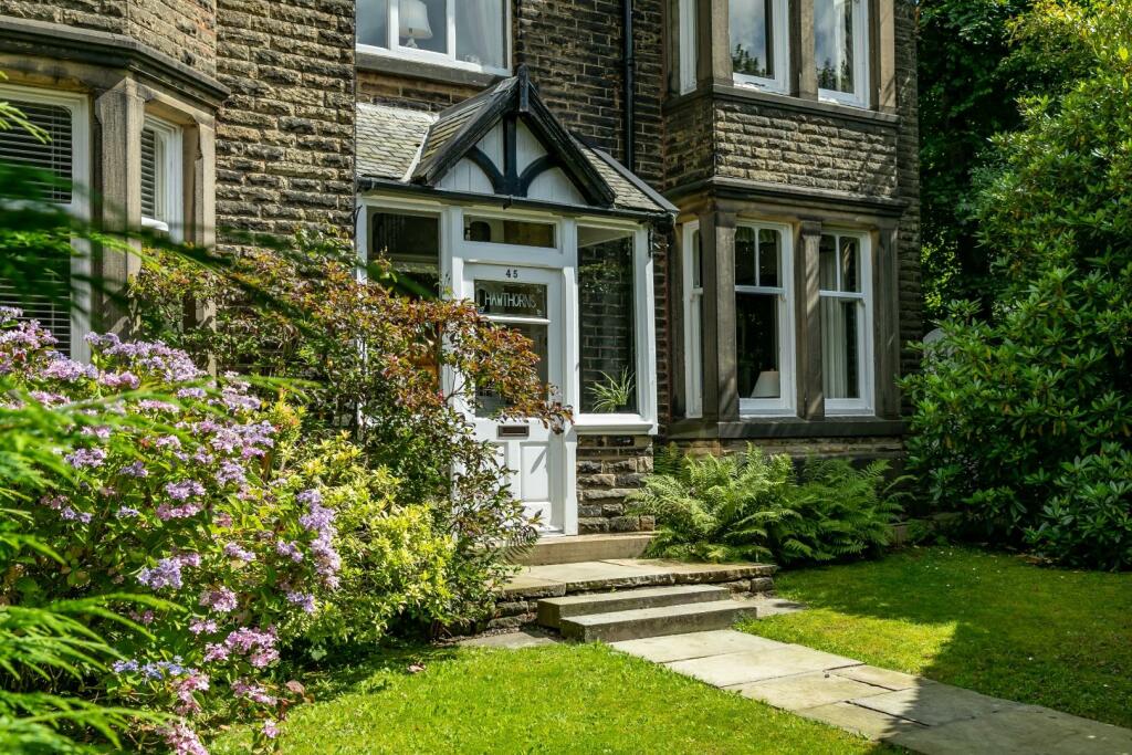 45 Bury New Road-67.jpg