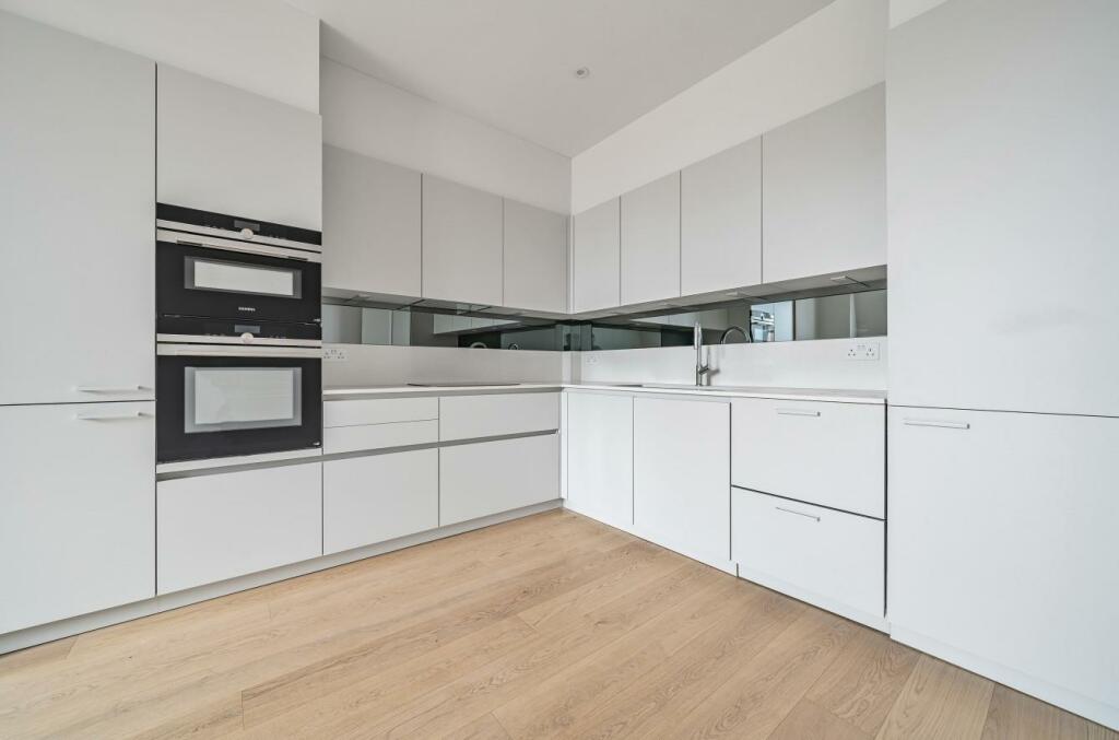 Davidson Frost-Wellings, DFW, Finchley Road, Londo