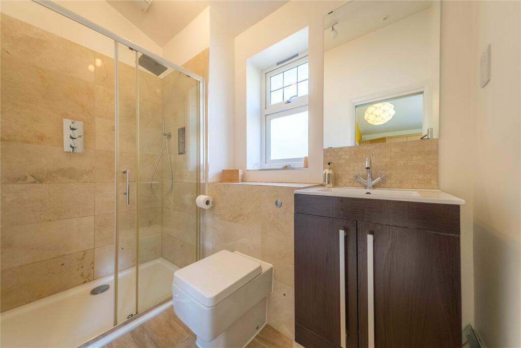 Bedroom 2 En-Suite