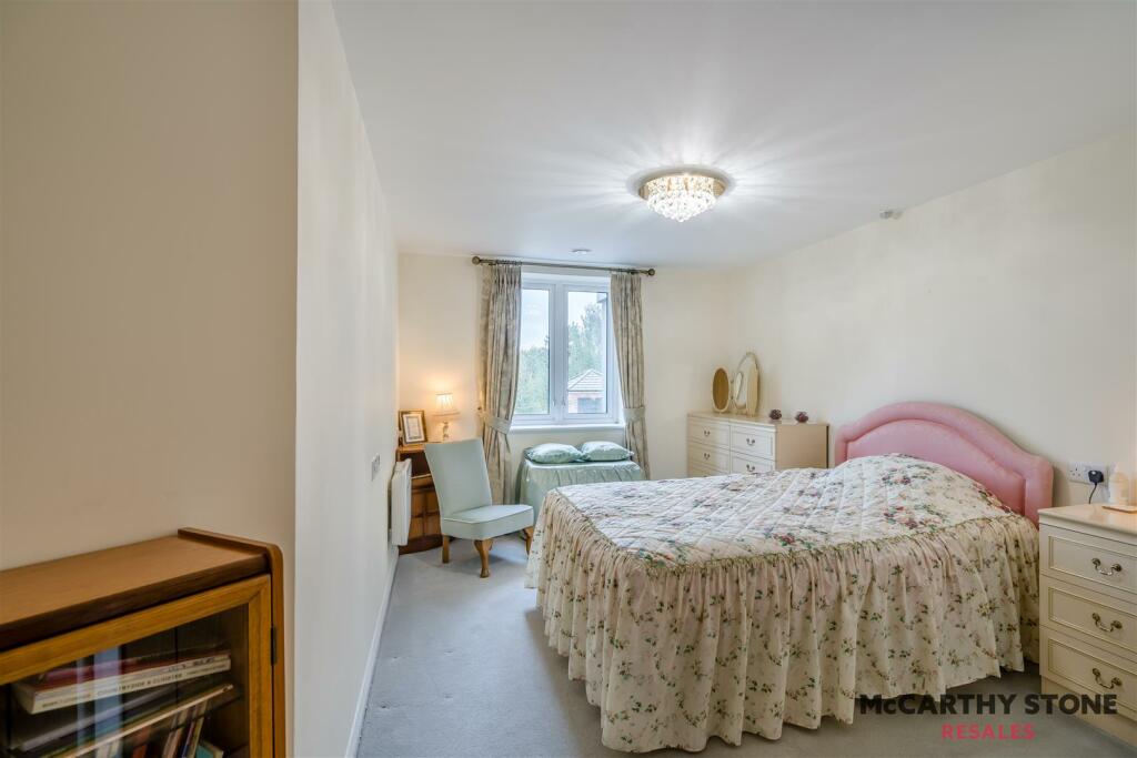 8622961-interior12.jpg