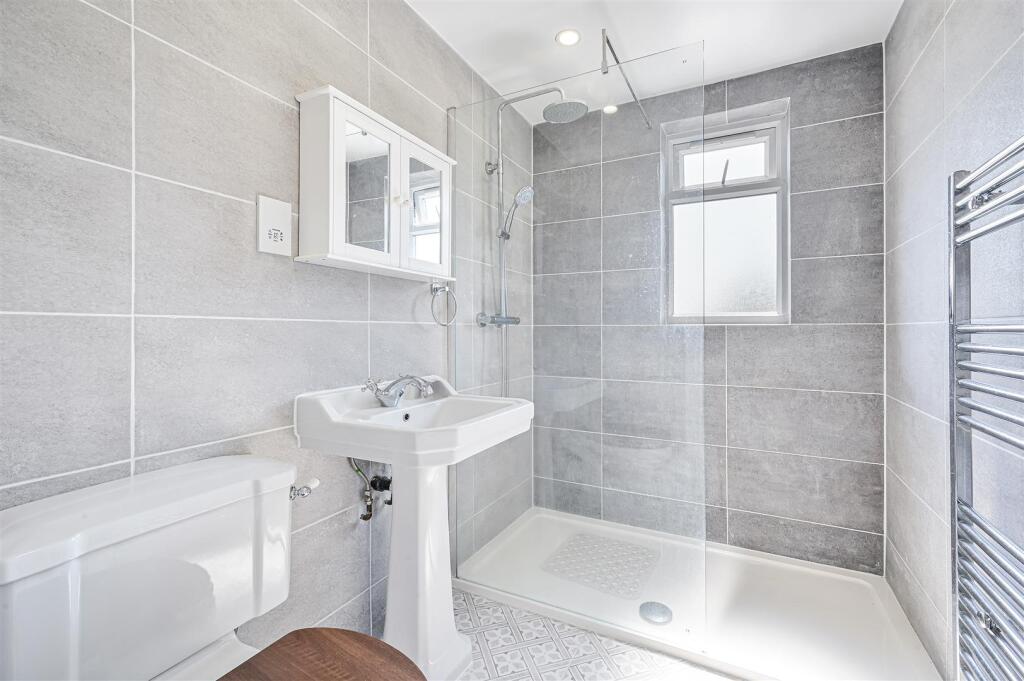 CORRIGAN AVENUE (19).jpg