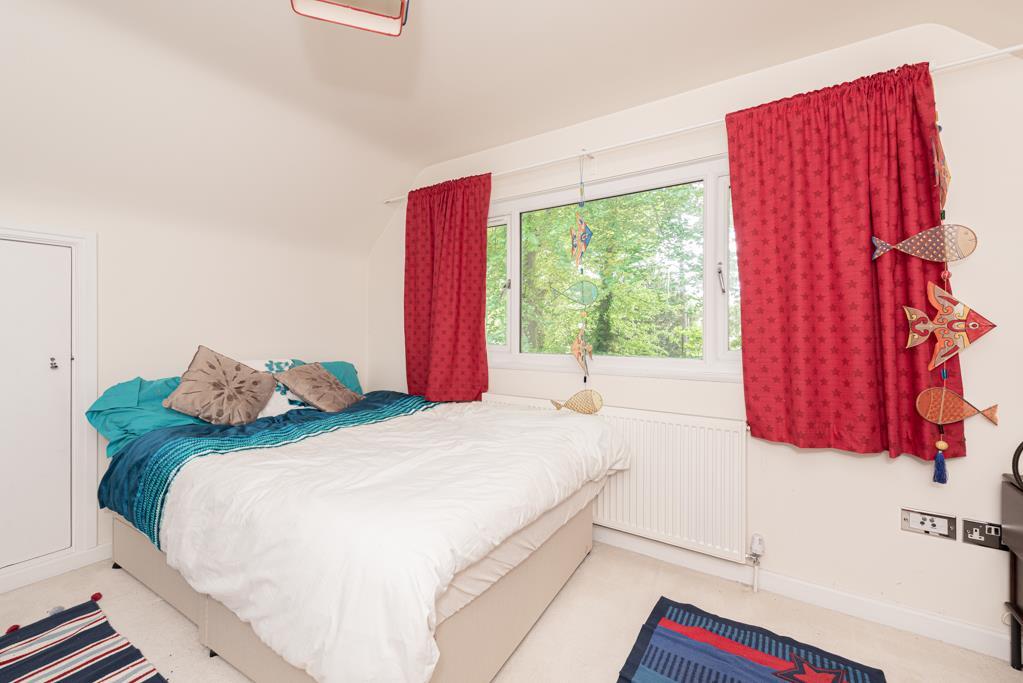 (Rightmove) 14.jpg