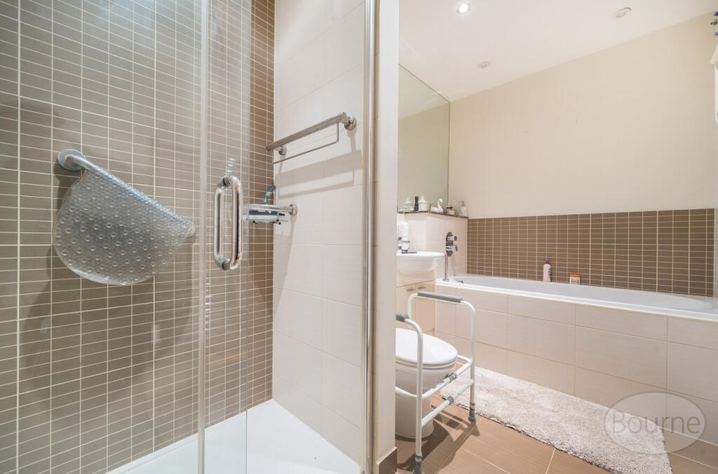 8024851f-6957-404...