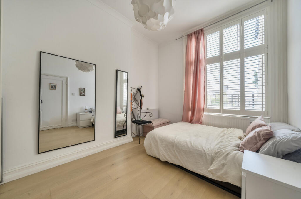 1297145-8-6830596...