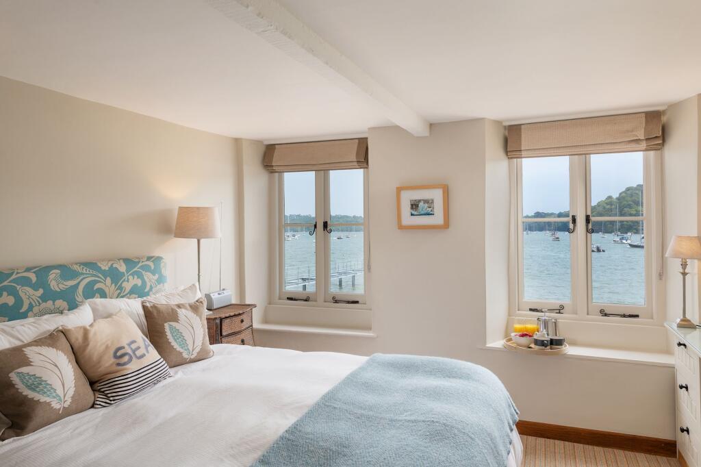 Berry Cottage, Dittisham, Bedroom