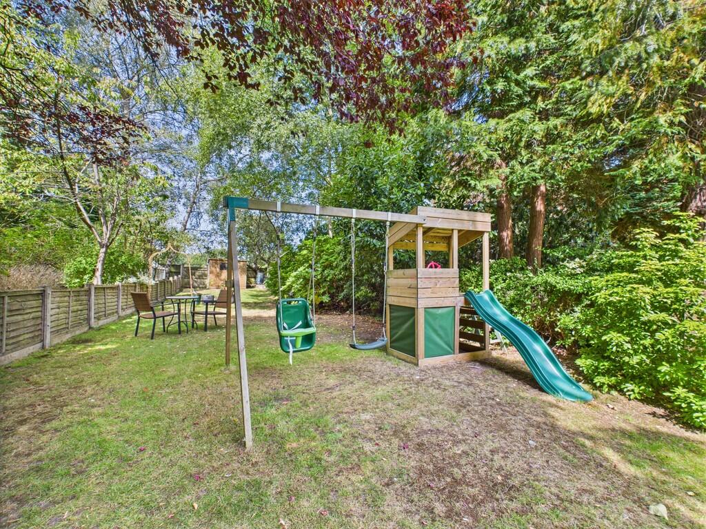 CAM03830G0-PR0198...