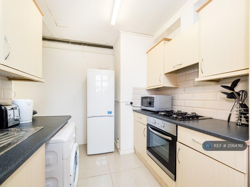 Fully Furnished Kitchen