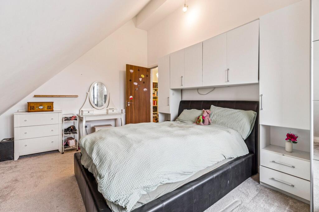 Bedroom 2 (2nd)