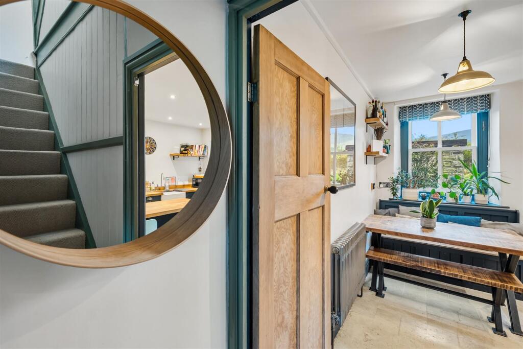 Saxton Mee 11 Hope Road 0041.jpg