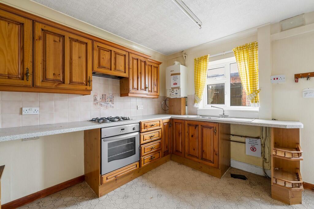 35 Brentwood Road...