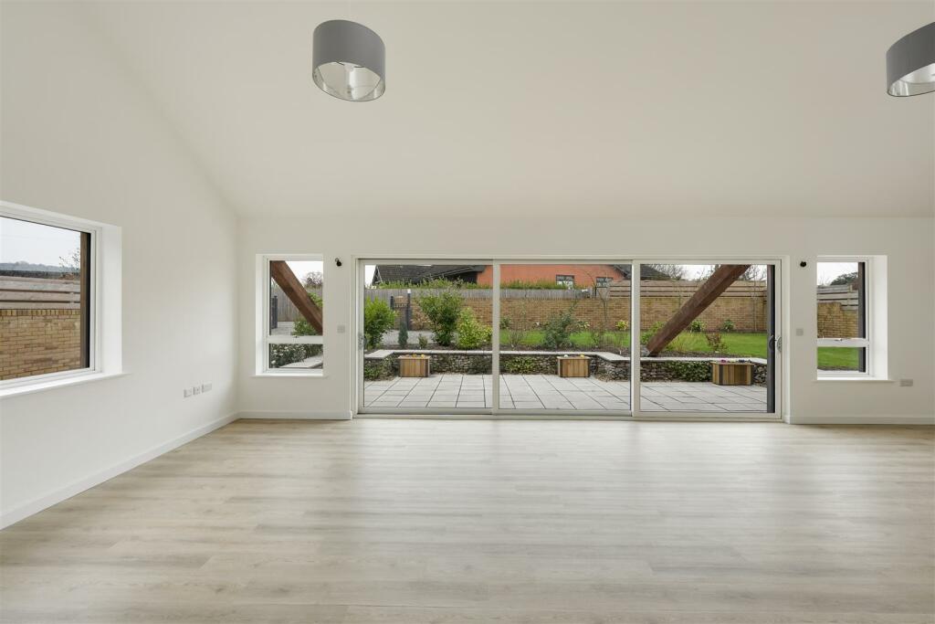 Open Plan Kitchen/living/Dining Room