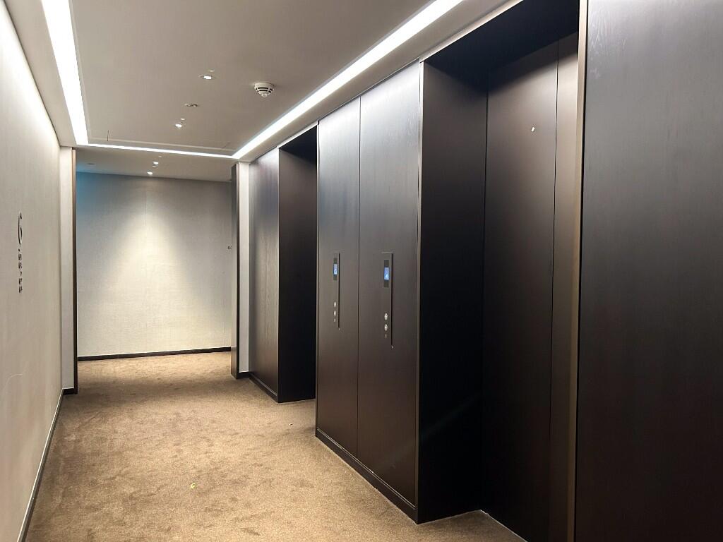 Lifft Lobby