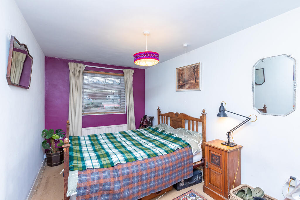 16 Tunstall Close -9