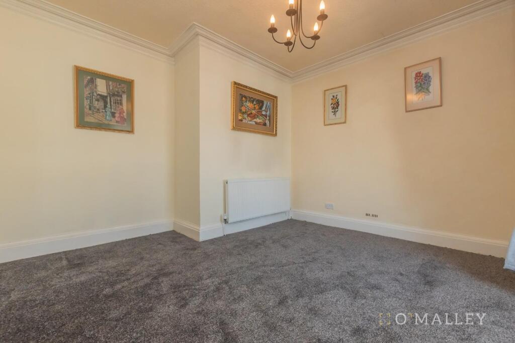 Bedroom 3/Dining Room