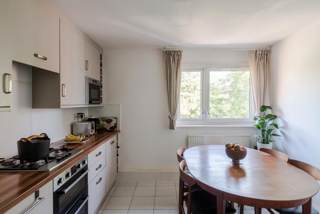 298446 - 318 Rhodeswell Road-13.jpeg