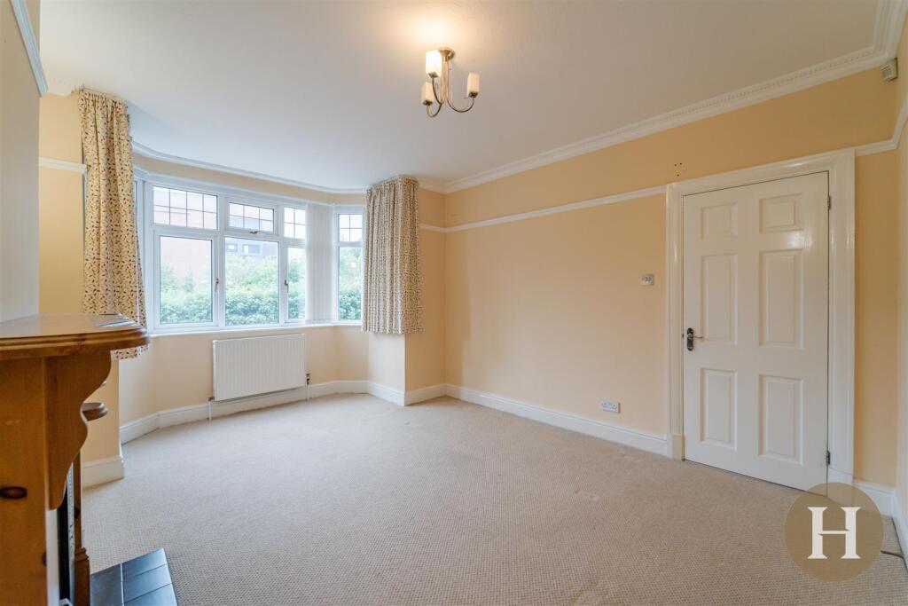 Hadleigh Estate Agents-23.jpg