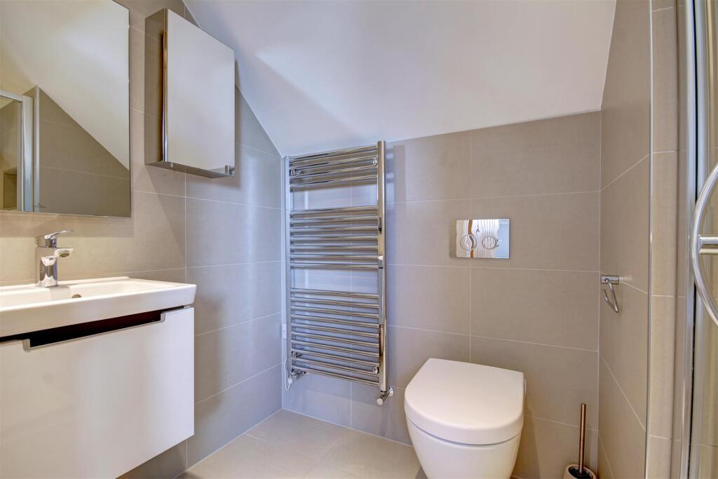 Ensuite shower room