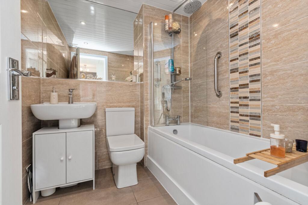 Bedrooms &amp; Bathroom