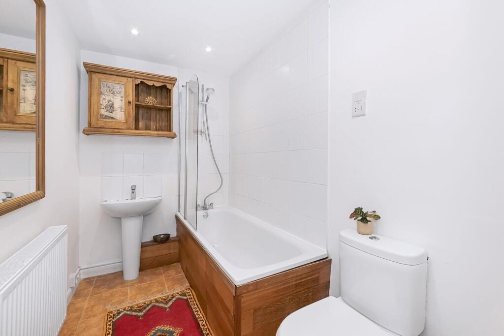 5-18-Border-Road-SE26-BATHROOM_IMG_2084-1500x1000.