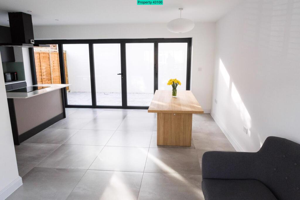 Living Room from Sit