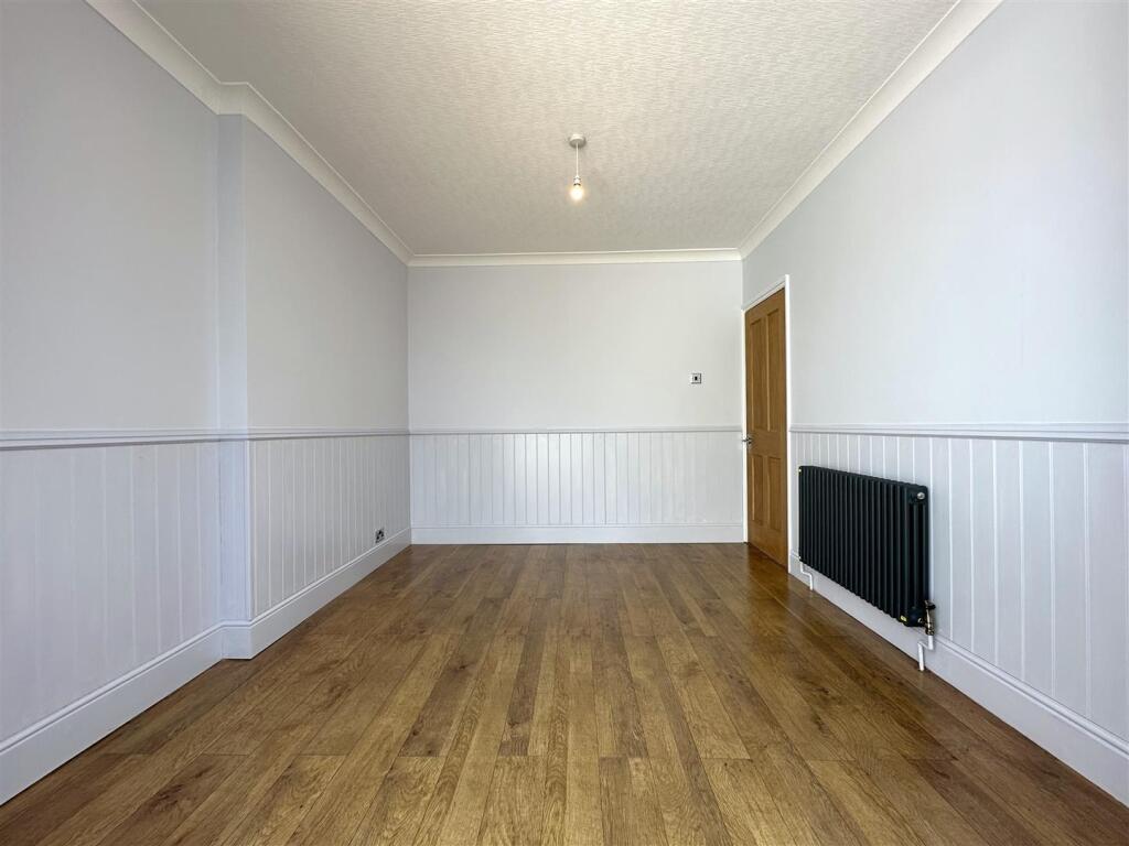 Reception Room 975